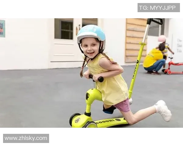 足球明星如何在比赛中巧妙佩戴头盔以保护头部安全