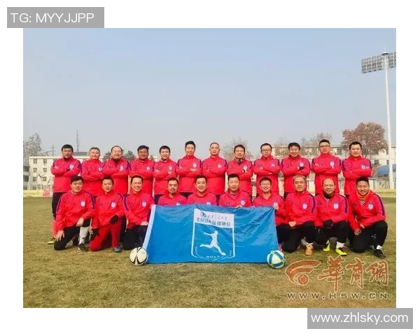 足球明星关爱儿童捐赠衣物传递温暖与希望